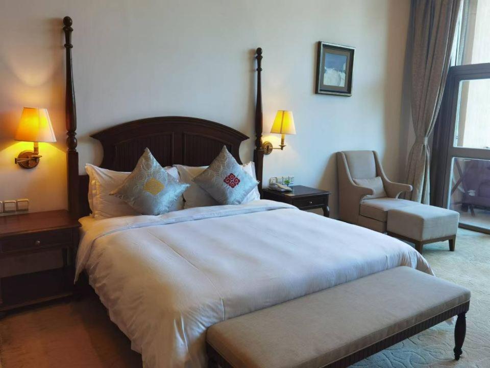 Timton Fuhe Hotel Санья Экстерьер фото