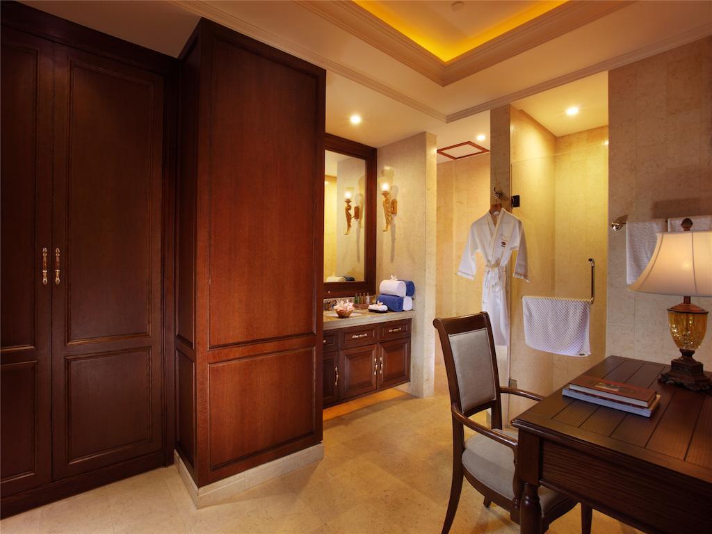 Timton Fuhe Hotel Санья Экстерьер фото